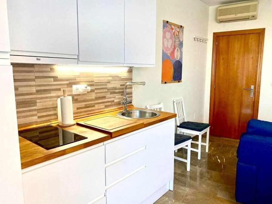 Apartamento Antonio By Solymar Holiday Torre Del Mar Exterior photo